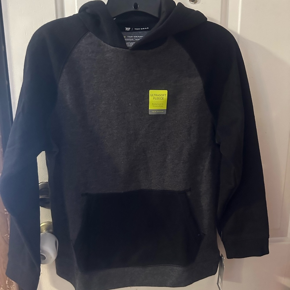 TEK GEAR ULTRASOFT FLEECE HOODIE: BLACK/GRAY: NWT: SZ MEDIUM HUSKY